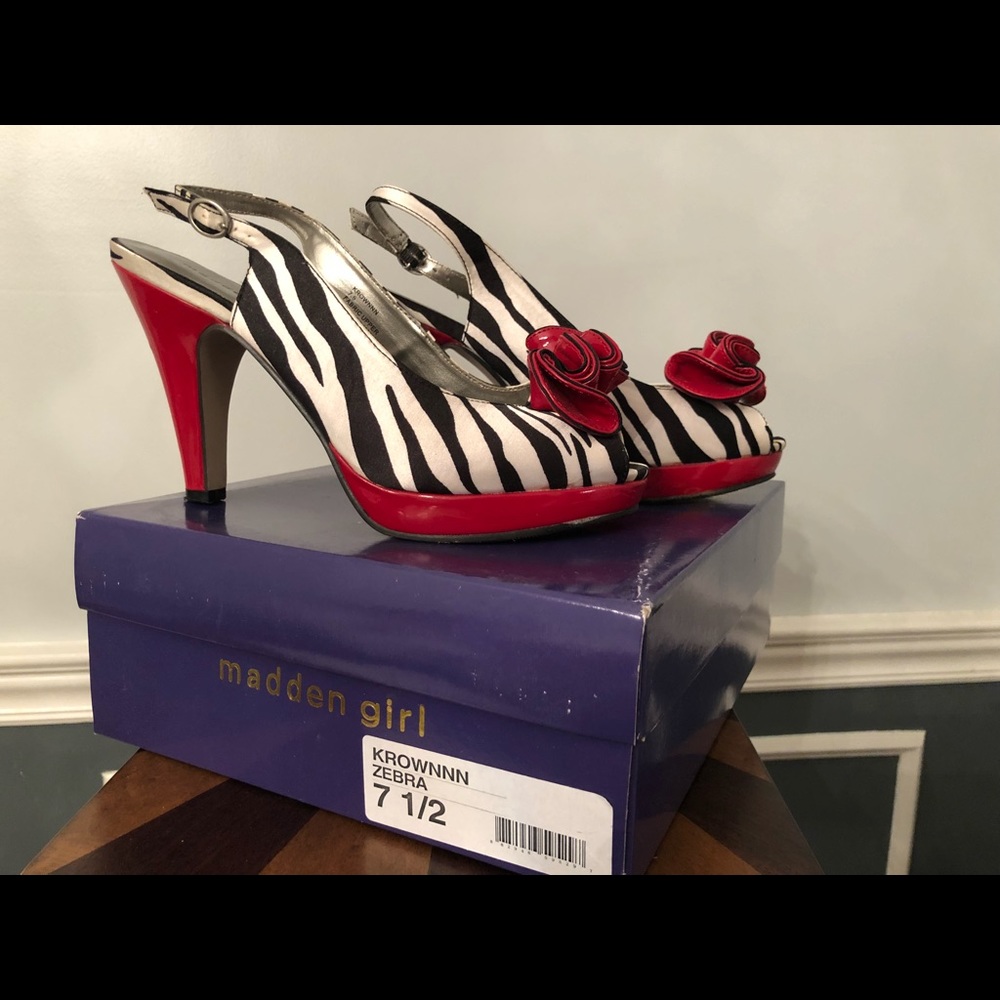 Madden Girl peep toe pumps